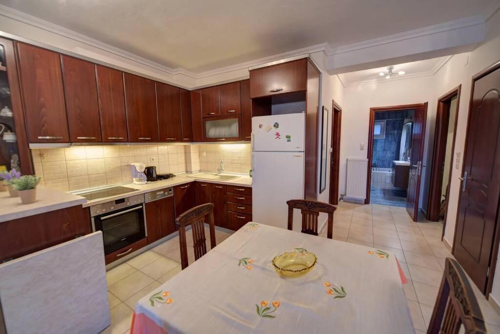 Zoe'S Apartments Nea Iraklitsa Kültér fotó