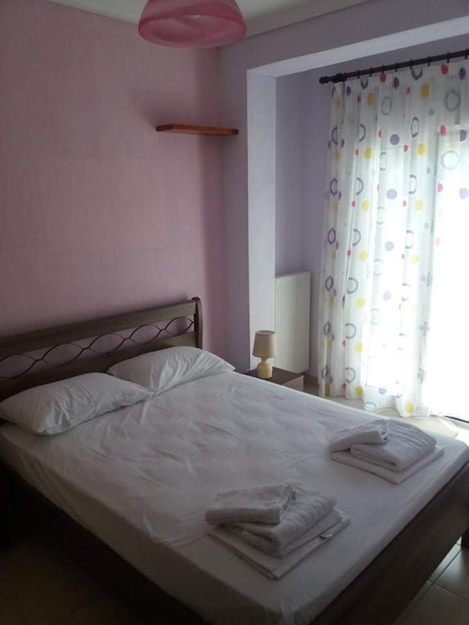 Zoe'S Apartments Nea Iraklitsa Kültér fotó
